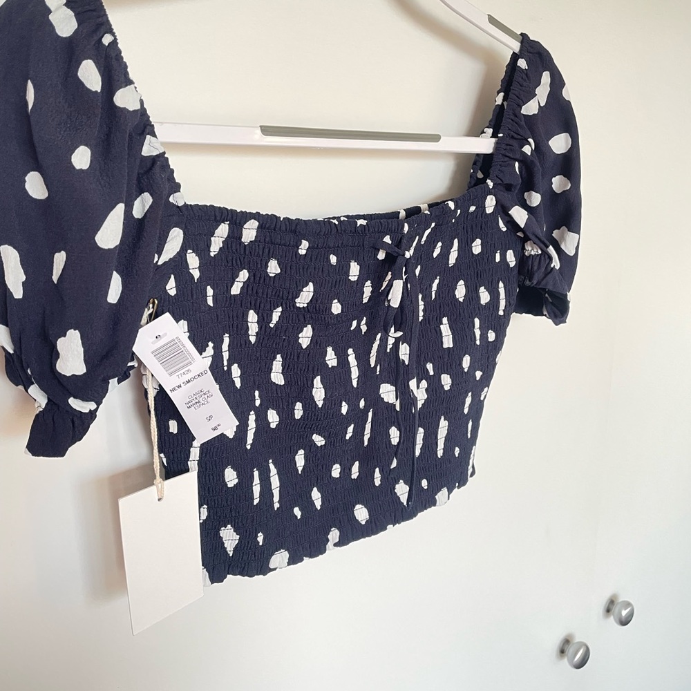 BNWT Wilfred New Smocked Blouse - Picture 7 of 12